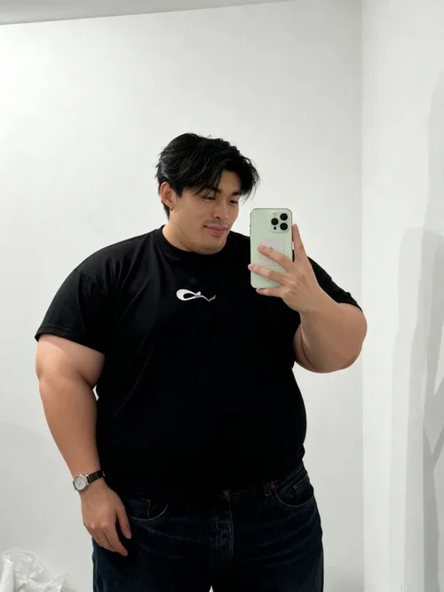 Изображение с эффектом мега сильного равномерного опухания тела - результат